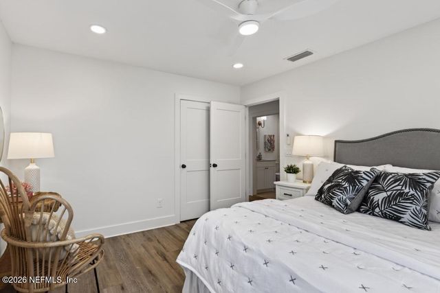 719 14TH Avenue S, Jacksonville Beach, FL 32250