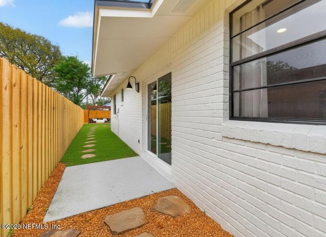 719 14TH Avenue S, Jacksonville Beach, FL 32250