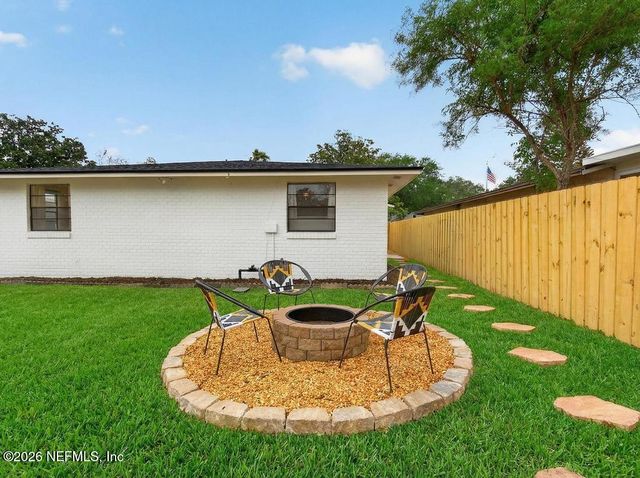 719 14TH Avenue S, Jacksonville Beach, FL 32250