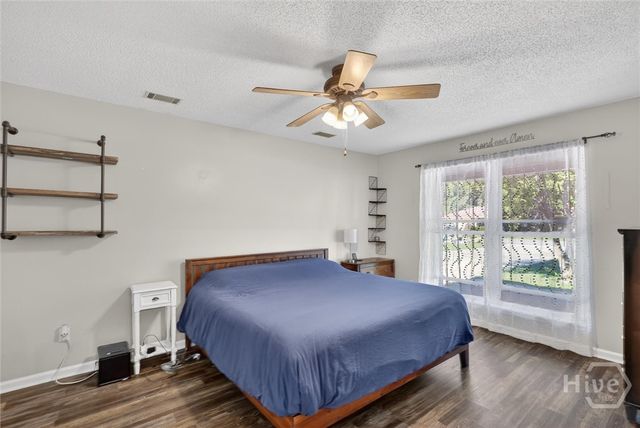 8 Douglas Court, Bloomingdale, GA 31302