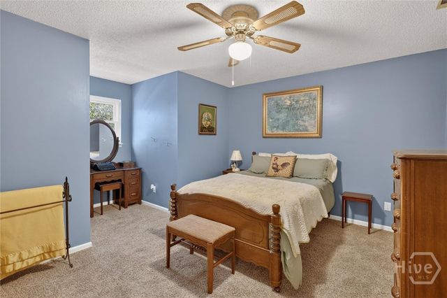 8 Douglas Court, Bloomingdale, GA 31302