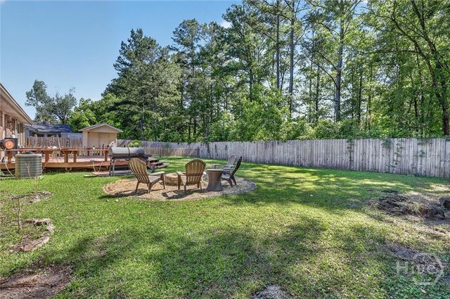 8 Douglas Court, Bloomingdale, GA 31302