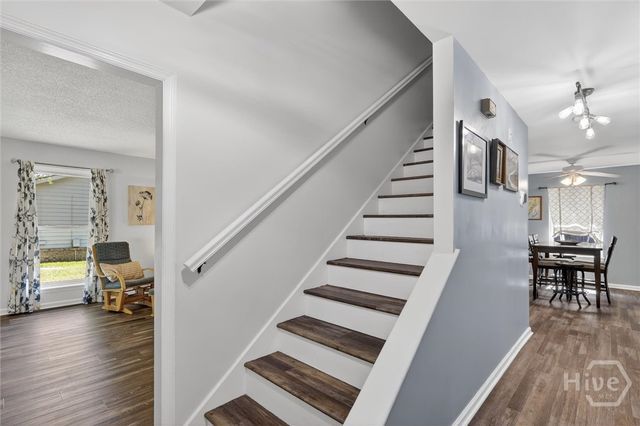 8 Douglas Court, Bloomingdale, GA 31302