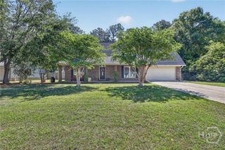8 Douglas Court, Bloomingdale, GA 31302