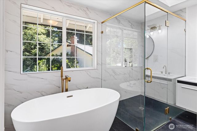 36503 2nd Avenue SW, Federal Way, WA 98023