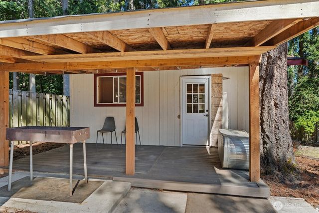 36503 2nd Avenue SW, Federal Way, WA 98023