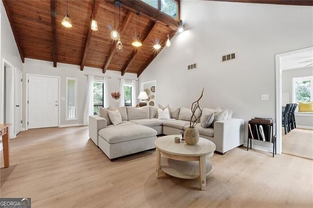3372 Woodrun Trail, Marietta, GA 30062