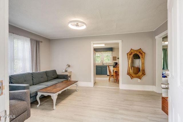207 Johnston Avenue, Bristol, TN 37620