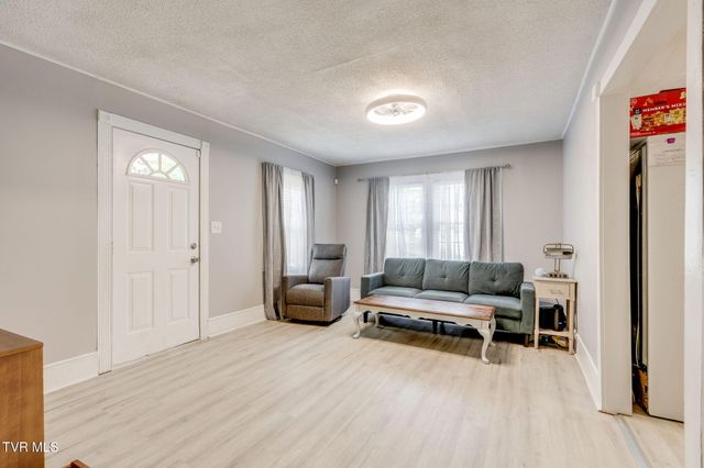 207 Johnston Avenue, Bristol, TN 37620