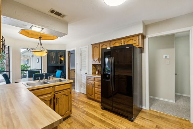 2218 Valley Mill, Carrollton, TX 75006