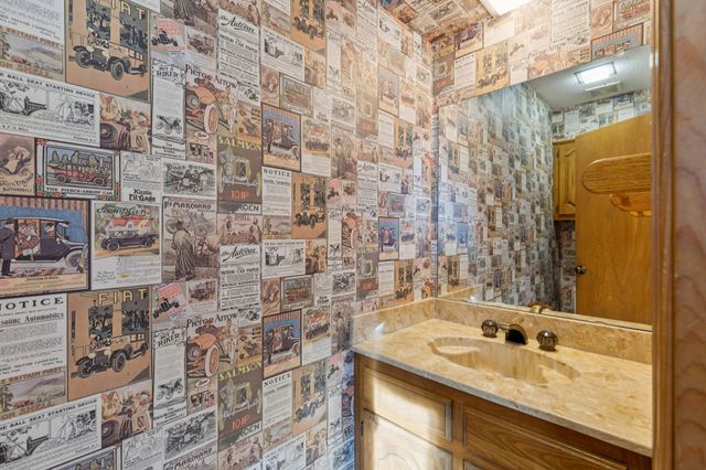 2218 Valley Mill, Carrollton, TX 75006