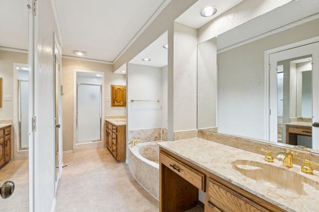 2218 Valley Mill, Carrollton, TX 75006