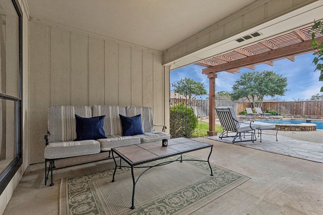 2218 Valley Mill, Carrollton, TX 75006