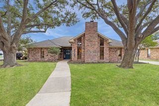 2218 Valley Mill, Carrollton, TX 75006