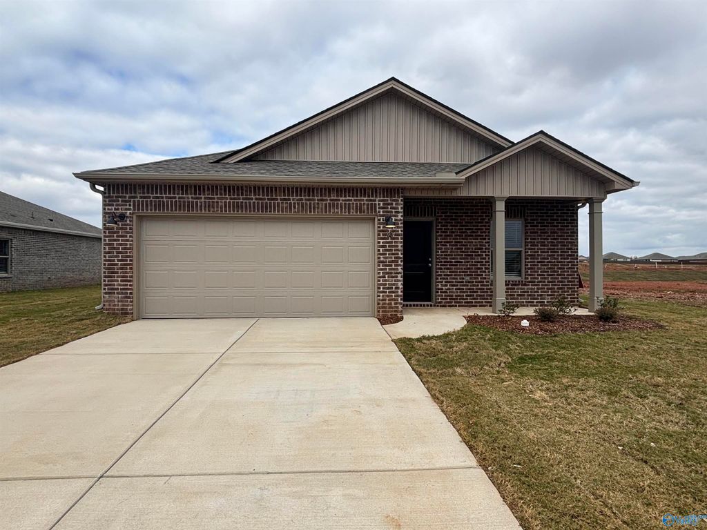 127 Havner Drive, Hazel Green, AL 35750