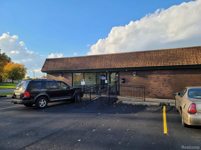 9025 PARDEE Road, Taylor, MI 48180
