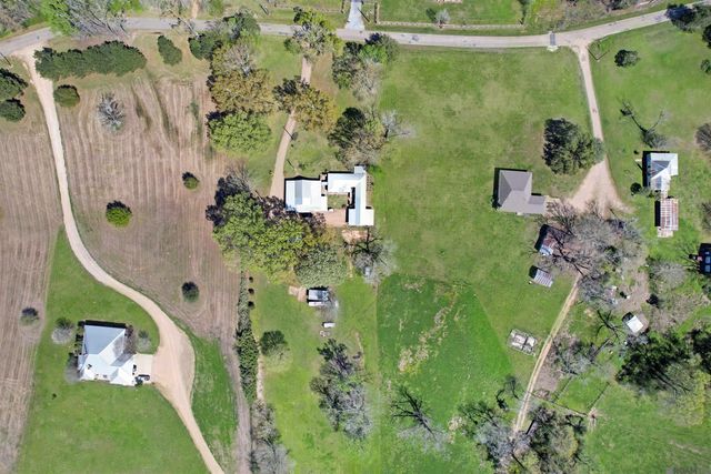 6805 Joe Daniel Rd, St Francisville, LA 70775