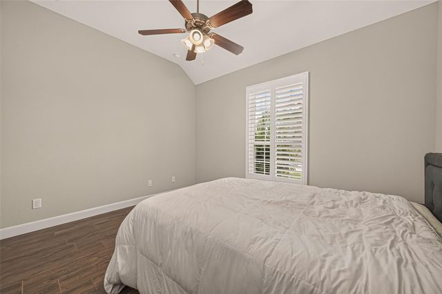 2228 Briarstone Bluff Crossing, Pearland, TX 77089