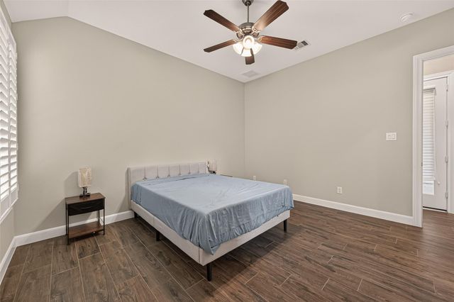 2228 Briarstone Bluff Crossing, Pearland, TX 77089