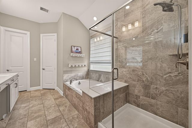 2228 Briarstone Bluff Crossing, Pearland, TX 77089