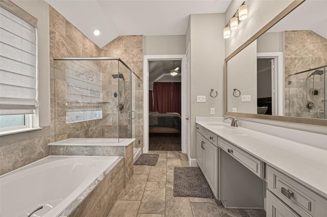 2228 Briarstone Bluff Crossing, Pearland, TX 77089