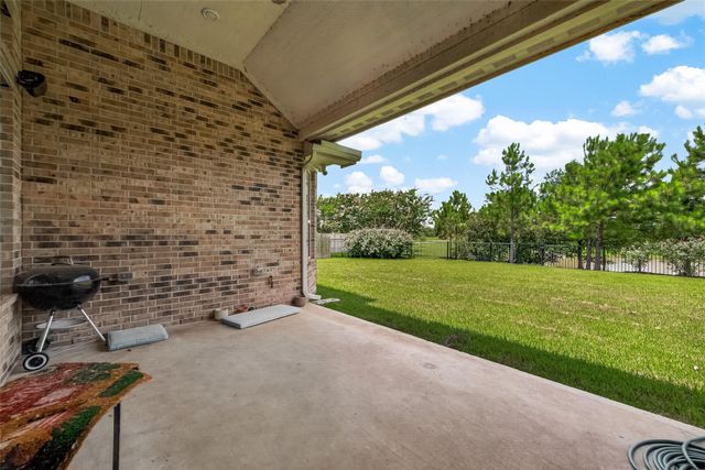 2228 Briarstone Bluff Crossing, Pearland, TX 77089