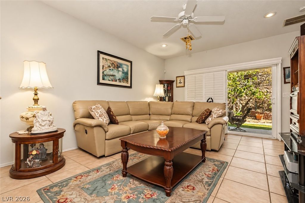 2428 Gamma Ray Place, Henderson, NV 89044 — photo 5
