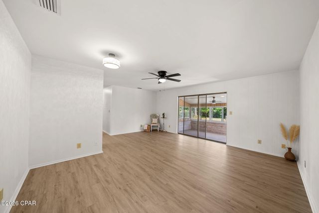 1812 Airport Circle, Panama City, FL 32405