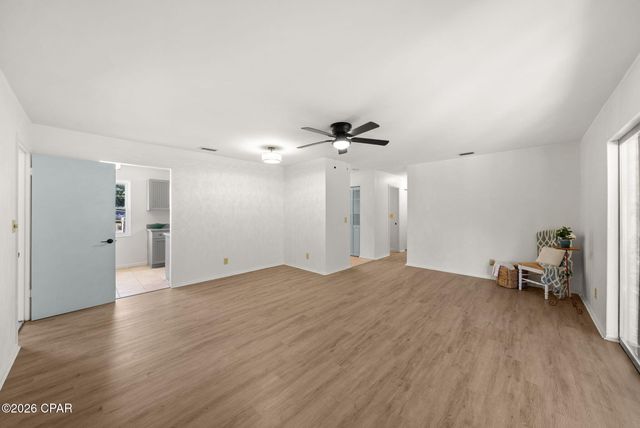 1812 Airport Circle, Panama City, FL 32405