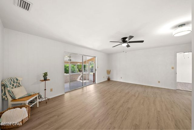 1812 Airport Circle, Panama City, FL 32405