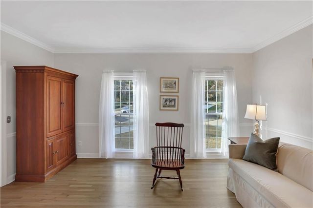 2405 Kimbrough Court, Sandy Springs, GA 30350