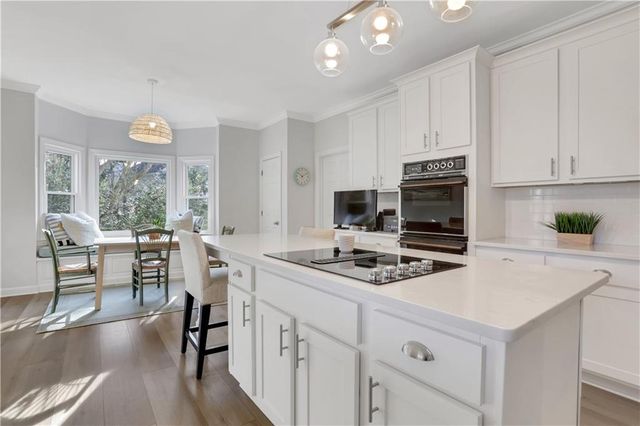 2405 Kimbrough Court, Sandy Springs, GA 30350