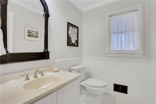 2405 Kimbrough Court, Sandy Springs, GA 30350