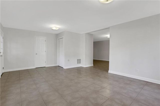 2405 Kimbrough Court, Sandy Springs, GA 30350