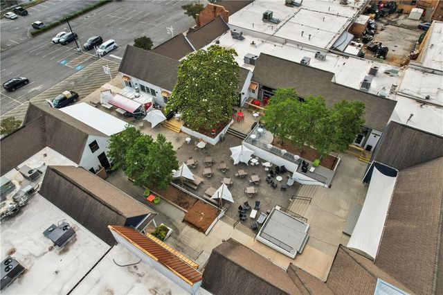 2405 Kimbrough Court, Sandy Springs, GA 30350