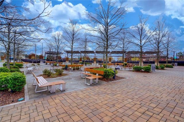 2405 Kimbrough Court, Sandy Springs, GA 30350