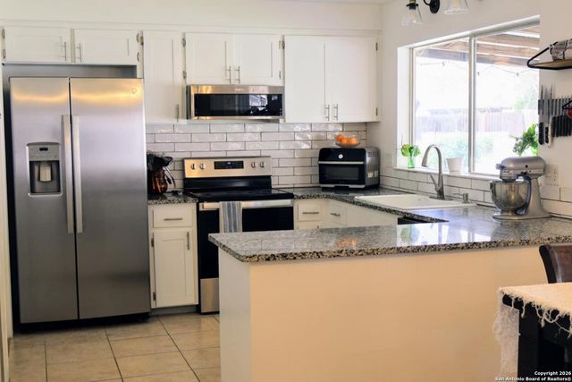 305 Southwick, Seguin, TX 78155