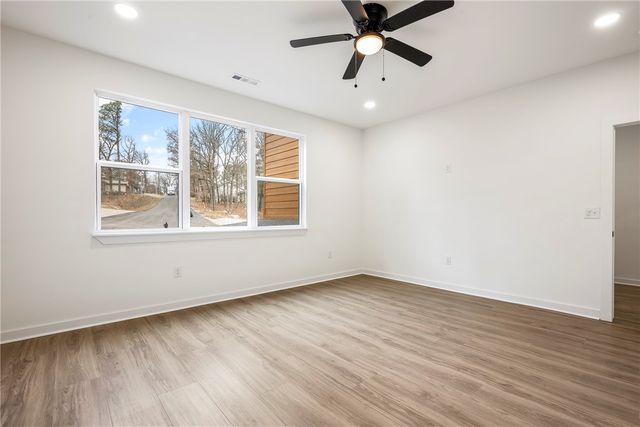 13 Abbotsley Lane, Bella Vista, AR 72714