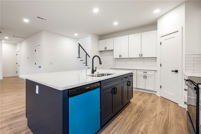 13 Abbotsley Lane, Bella Vista, AR 72714