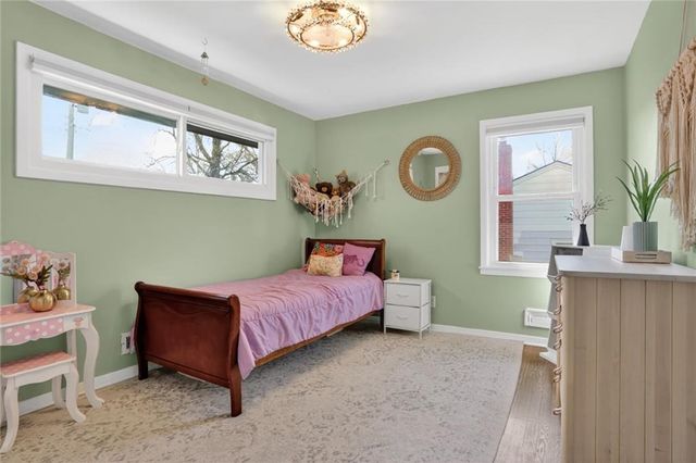 8309 Travis Lane, Overland Park, KS 66212