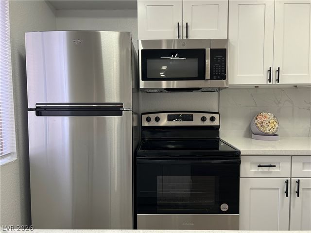 5080 Indian River Drive 360, Las Vegas, NV 89103