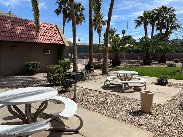 5080 Indian River Drive 360, Las Vegas, NV 89103