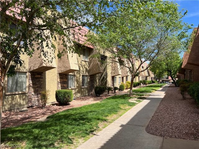 5080 Indian River Drive 360, Las Vegas, NV 89103