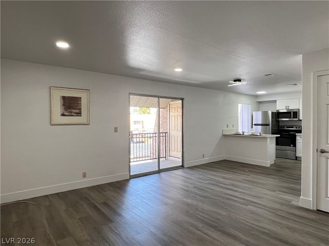5080 Indian River Drive 360, Las Vegas, NV 89103