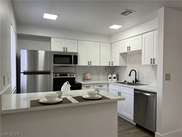 5080 Indian River Drive 360, Las Vegas, NV 89103