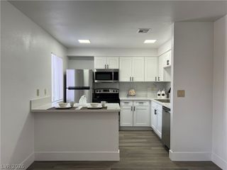 5080 Indian River Drive 360, Las Vegas, NV 89103
