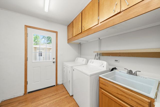 9417 S 78th Avenue, Hickory Hills, IL 60457