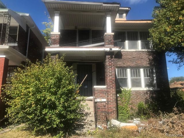 5200 Maplewood Street, Detroit, MI 48204