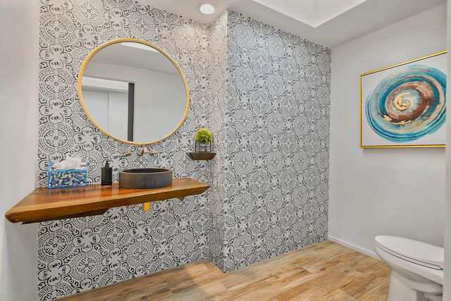 12 Sussex Court, Rancho Mirage, CA 92270