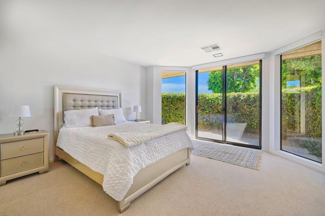 12 Sussex Court, Rancho Mirage, CA 92270